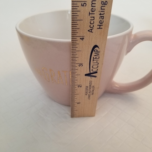 10 Strawberry Street Coffee 20oz Mug Grateful Pink Gold Hearts Inside - Picture 4 of 5